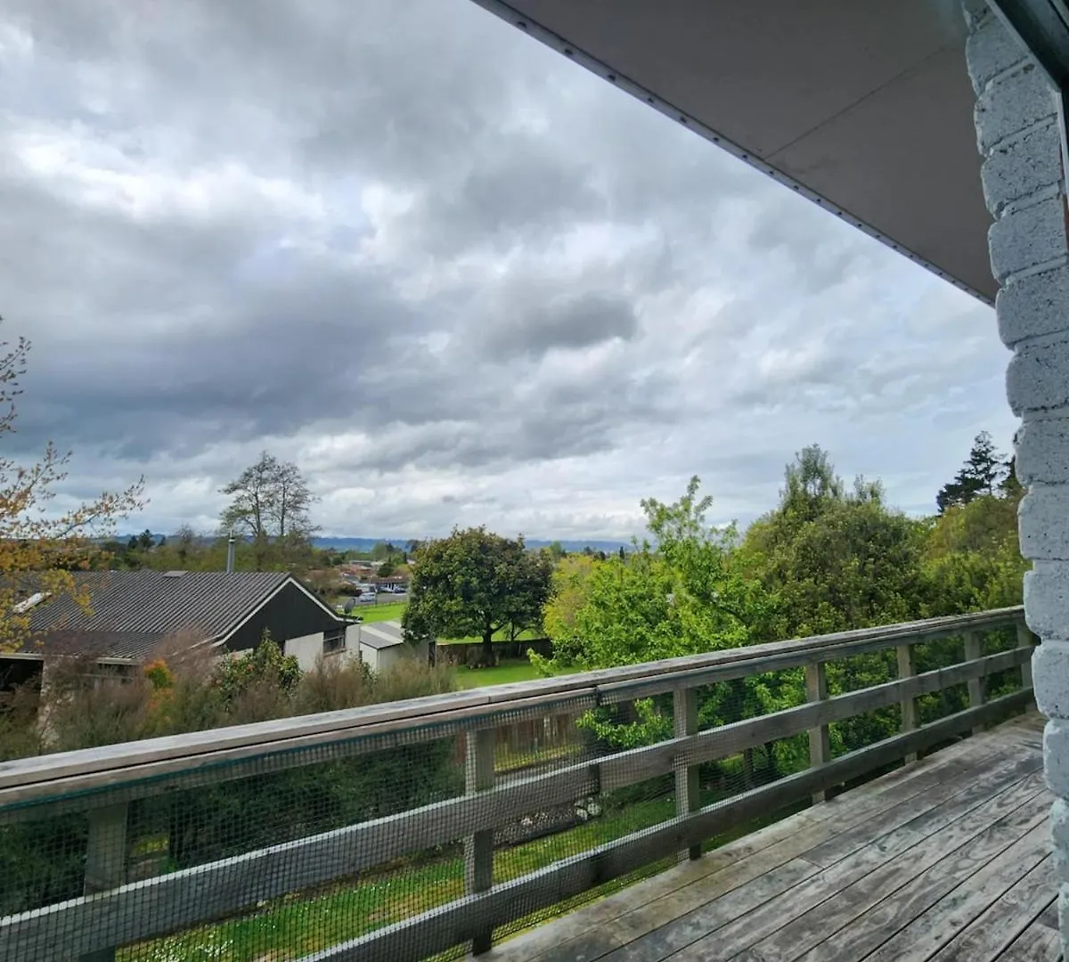 Spacious Family Stay Rotorua Holiday home